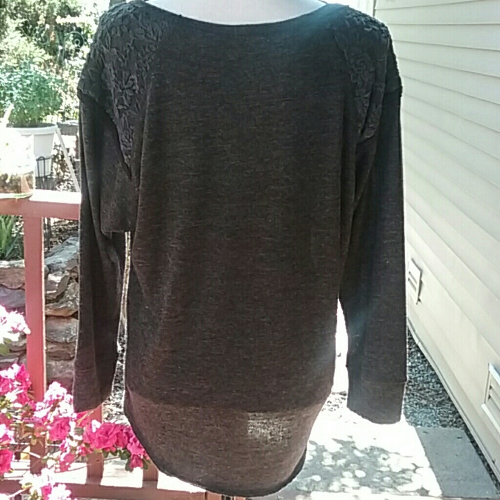 Sweater - Picture 5 of 5